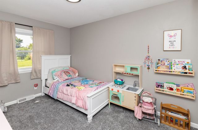 305 SW Westlawn Drive, Ankeny, IA 50023