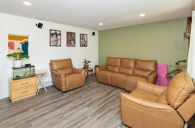 305 SW Westlawn Drive, Ankeny, IA 50023