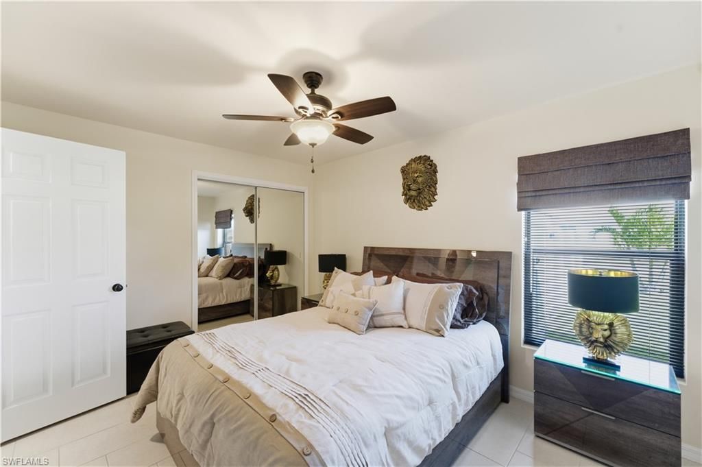 Image 21 of property listing at 526-528 SE 5th PL, Cape Coral, FL 33990