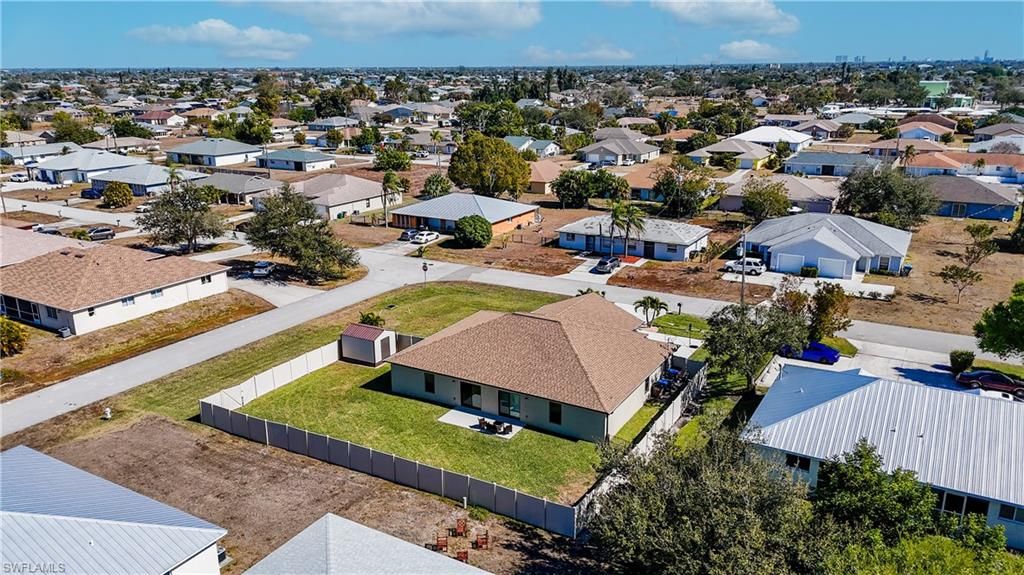 Image 37 of property listing at 526-528 SE 5th PL, Cape Coral, FL 33990