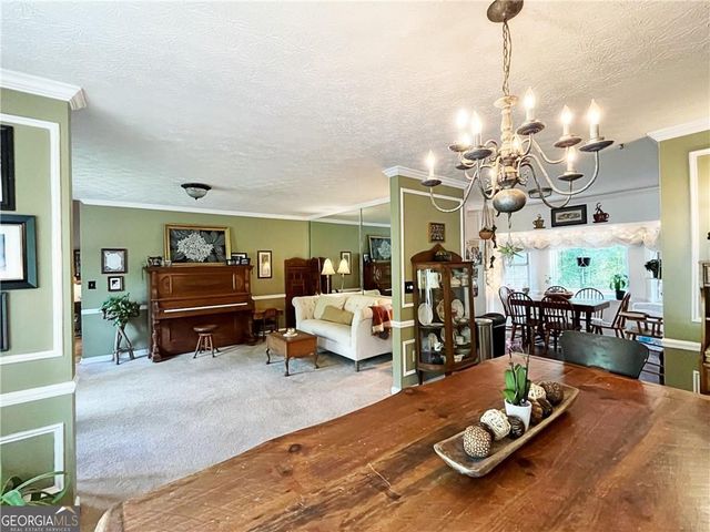 6832 Creekwood Drive, Douglasville, GA 30135