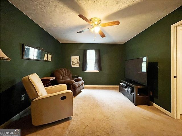 6832 Creekwood Drive, Douglasville, GA 30135