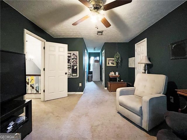 6832 Creekwood Drive, Douglasville, GA 30135