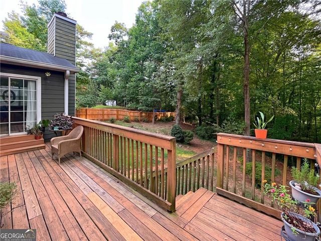 6832 Creekwood Drive, Douglasville, GA 30135