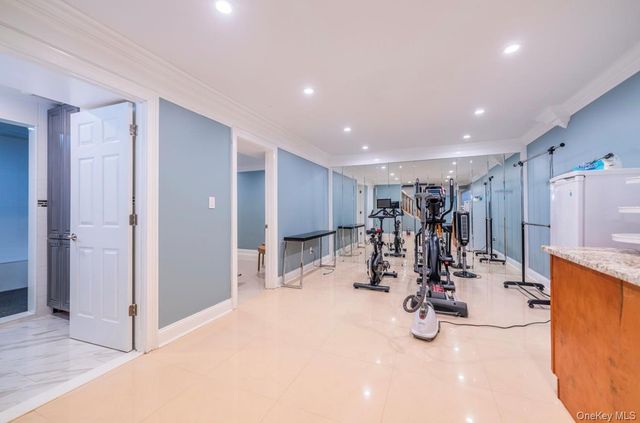 26 Birchdale Lane, Port Washington, NY 11050