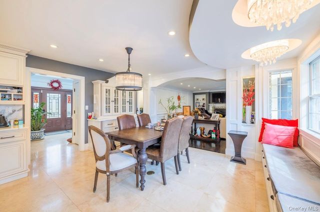 26 Birchdale Lane, Port Washington, NY 11050