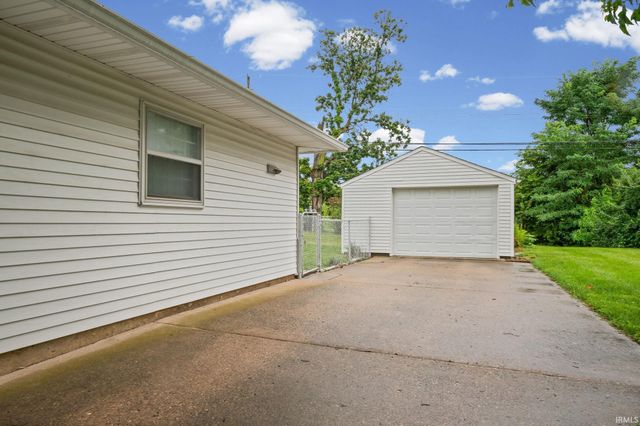 3166 Longlois Drive, Lafayette, IN 47904