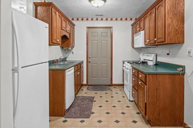 3166 Longlois Drive, Lafayette, IN 47904