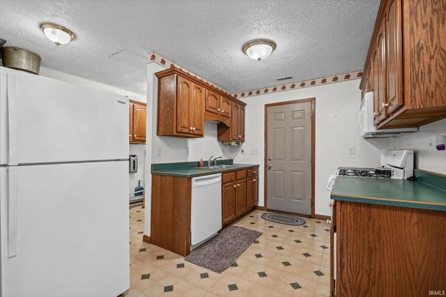 3166 Longlois Drive, Lafayette, IN 47904