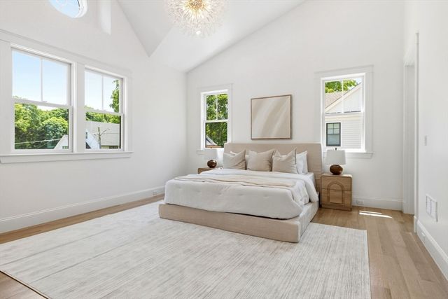 29 Ginn Rd, Winchester, MA 01890
