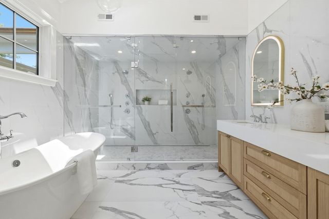 29 Ginn Rd, Winchester, MA 01890