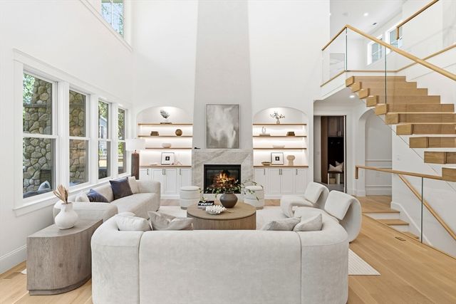 29 Ginn Rd, Winchester, MA 01890