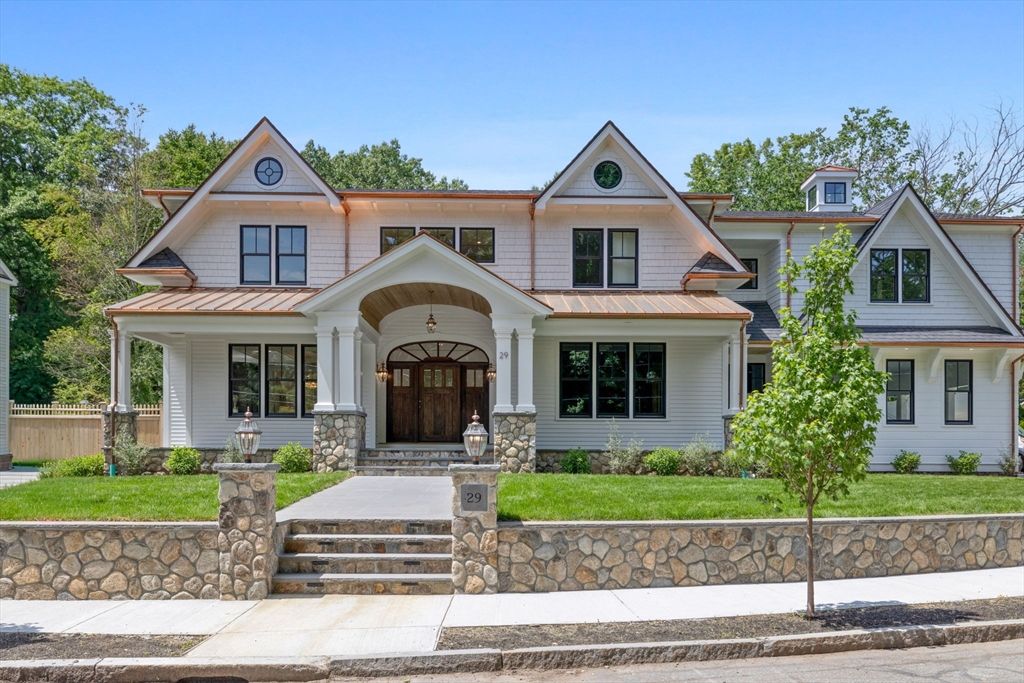 29 Ginn Rd, Winchester, MA 01890