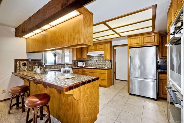 576 Camino De La Cima, San Marcos, CA 92078