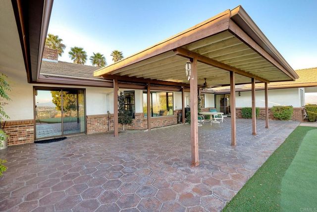 576 Camino De La Cima, San Marcos, CA 92078