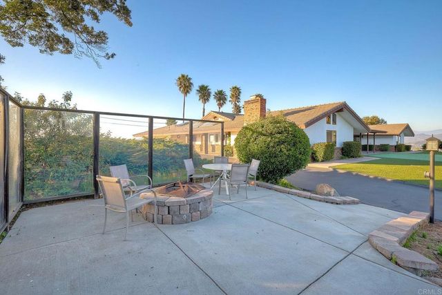 576 Camino De La Cima, San Marcos, CA 92078