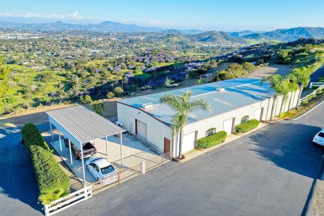 576 Camino De La Cima, San Marcos, CA 92078