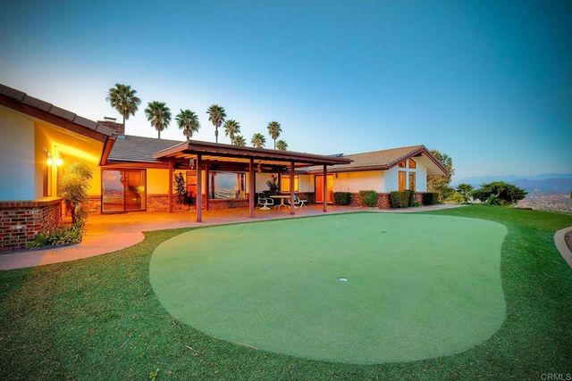 576 Camino De La Cima, San Marcos, CA 92078