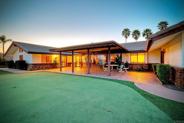 576 Camino De La Cima, San Marcos, CA 92078