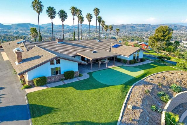 576 Camino De La Cima, San Marcos, CA 92078
