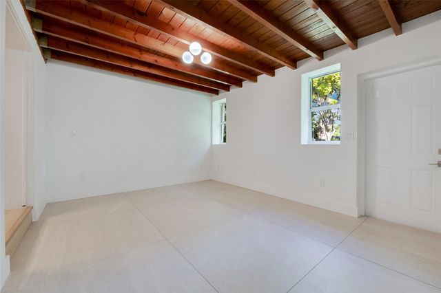 6411 SW 63rd Ct, South Miami, FL 33143