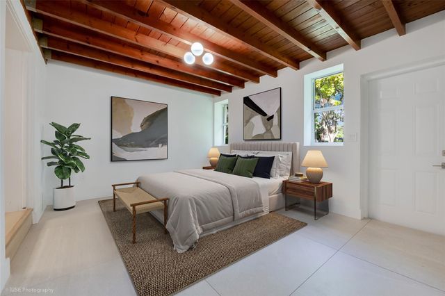 6411 SW 63rd Ct, South Miami, FL 33143