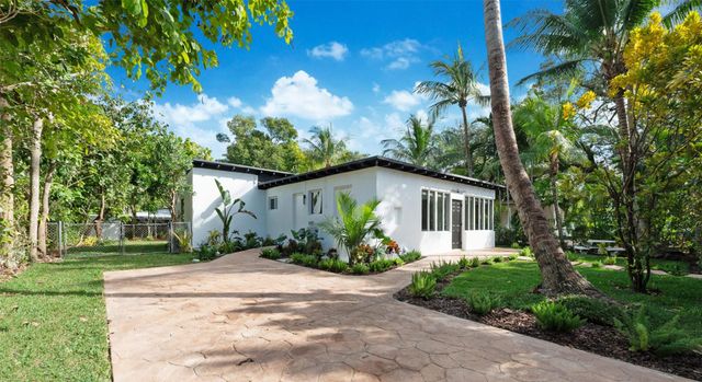 6411 SW 63rd Ct, South Miami, FL 33143