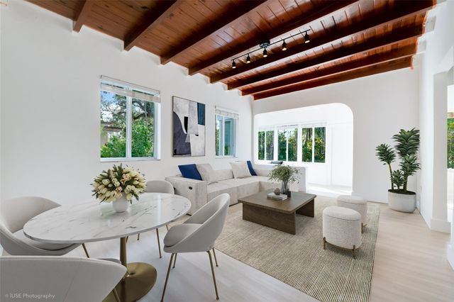 6411 SW 63rd Ct, South Miami, FL 33143