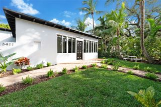 6411 SW 63rd Ct, South Miami, FL 33143