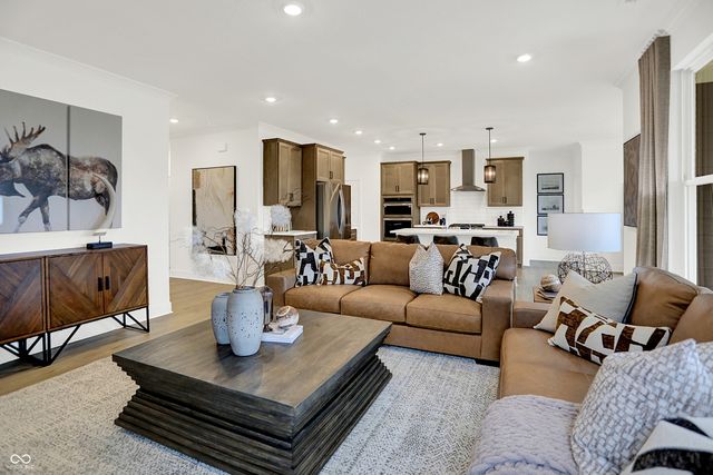 2381 Red Squirrel Way, Zionsville, IN 46077