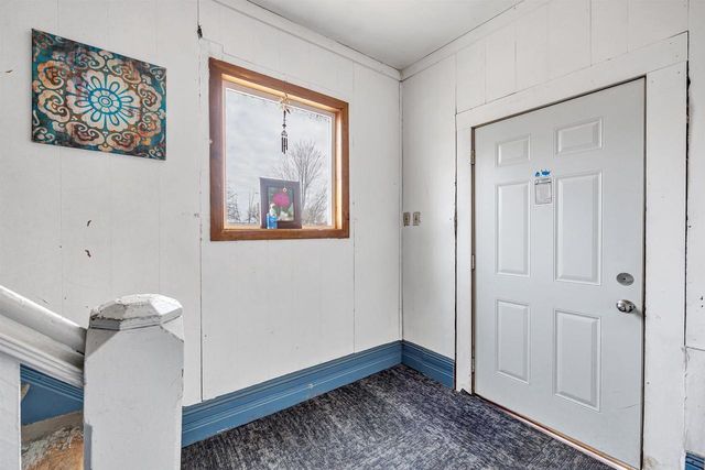 827 N BROADWAY, Green Bay, WI 54303