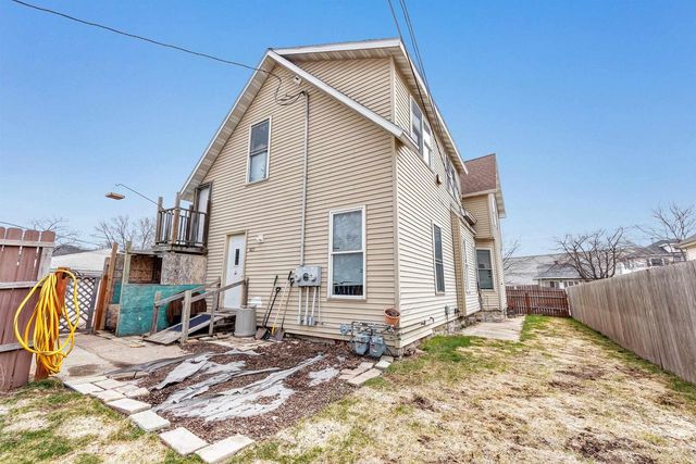 827 N BROADWAY, Green Bay, WI 54303