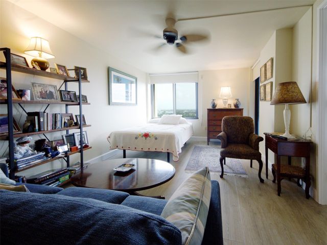 2480 Presidential Way 1703, West Palm Beach, FL 33401