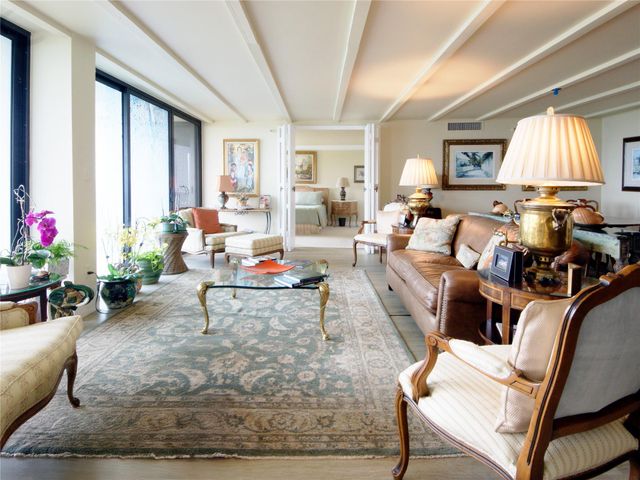 2480 Presidential Way 1703, West Palm Beach, FL 33401