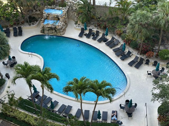 2480 Presidential Way 1703, West Palm Beach, FL 33401