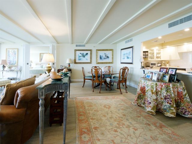 2480 Presidential Way 1703, West Palm Beach, FL 33401