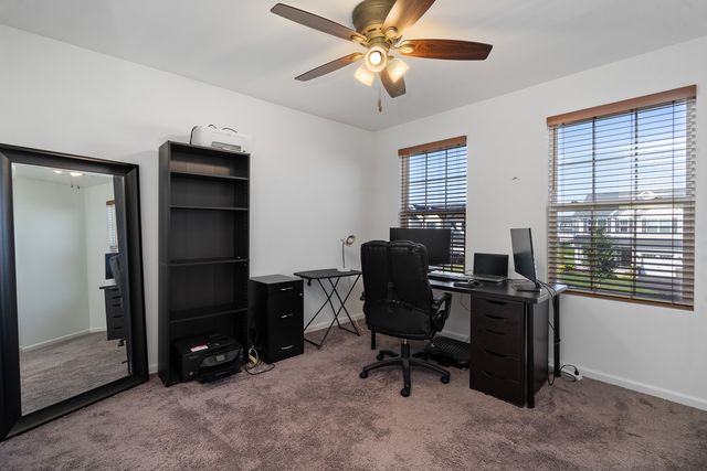 16509 S Sun Meadow Drive, Lockport, IL 60441