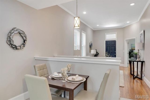 3253 Walter Avenue, Maplewood, MO 63143