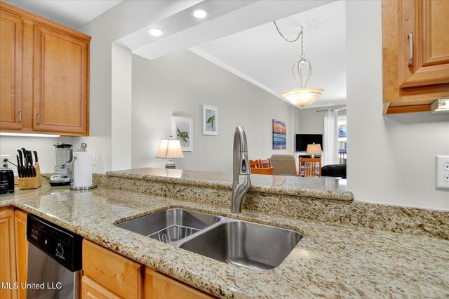 900 Village Lane, 533, Pass Christian, MS 39571