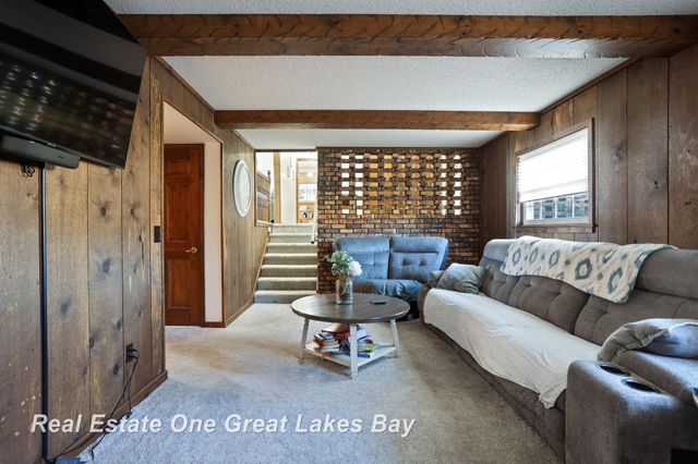 3614 Desert Drive, Saginaw Twp, MI 48603