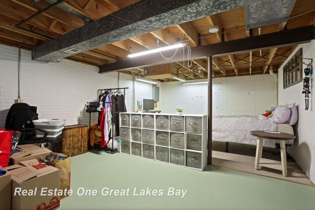 3614 Desert Drive, Saginaw Twp, MI 48603