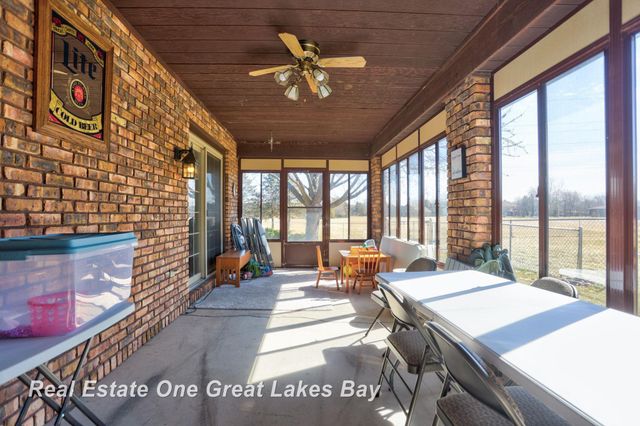 3614 Desert Drive, Saginaw Twp, MI 48603