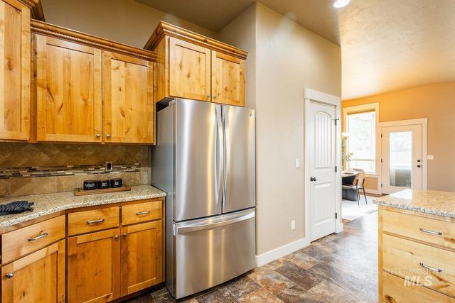 4330 S Lava Springs Lp, Nampa, ID 83686