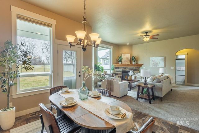 4330 S Lava Springs Lp, Nampa, ID 83686