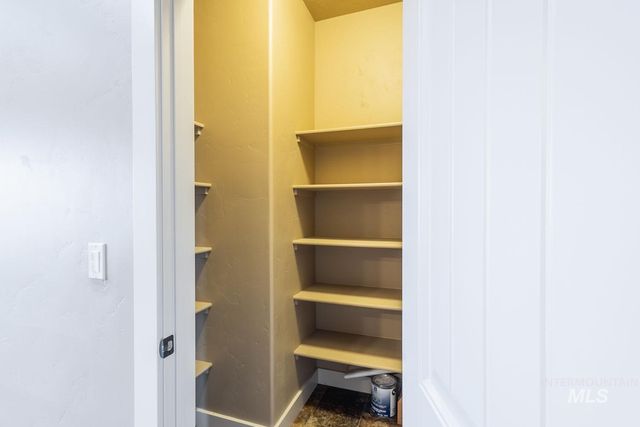 4330 S Lava Springs Lp, Nampa, ID 83686