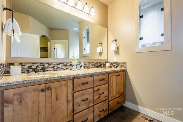 4330 S Lava Springs Lp, Nampa, ID 83686