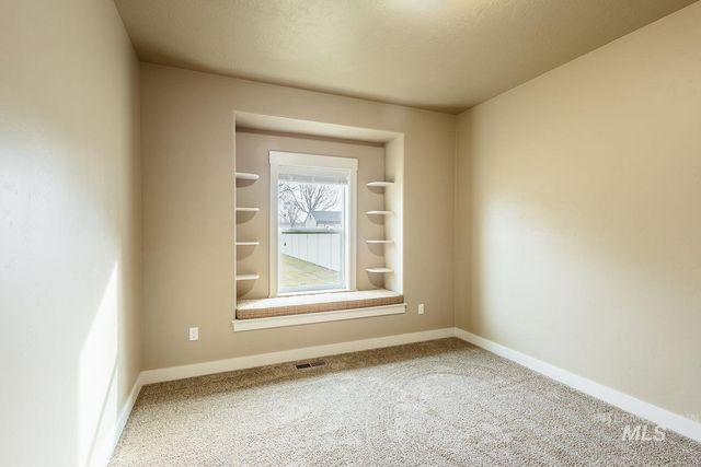 4330 S Lava Springs Lp, Nampa, ID 83686