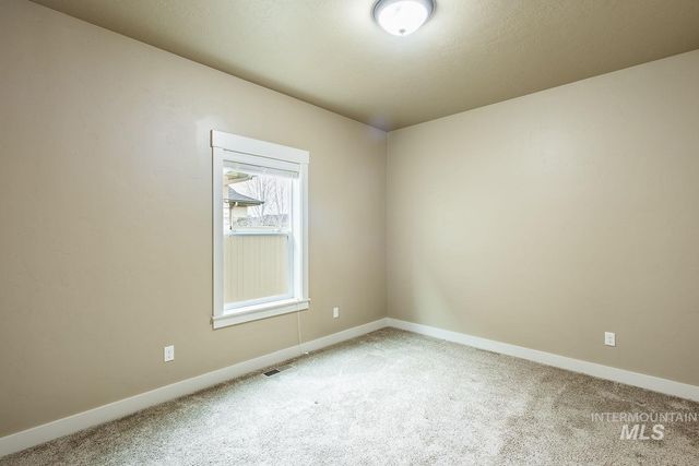 4330 S Lava Springs Lp, Nampa, ID 83686