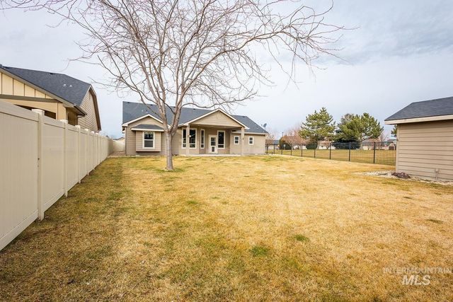 4330 S Lava Springs Lp, Nampa, ID 83686