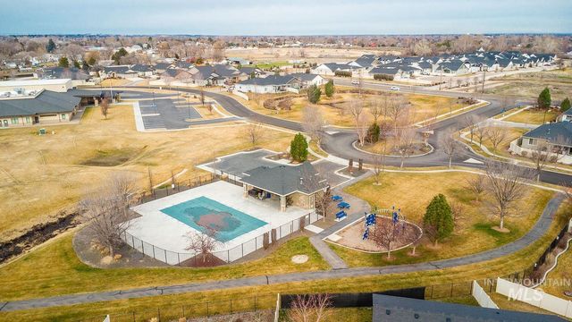 4330 S Lava Springs Lp, Nampa, ID 83686